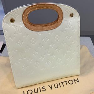 Louis Vuitton Maple Drive Perle Cream Monogram Bag